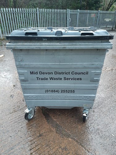 Image of a 1400ltr trade waste bin