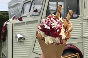 Tiverton market links up with top local companies to launch ‘Ice Cream Saturdays’