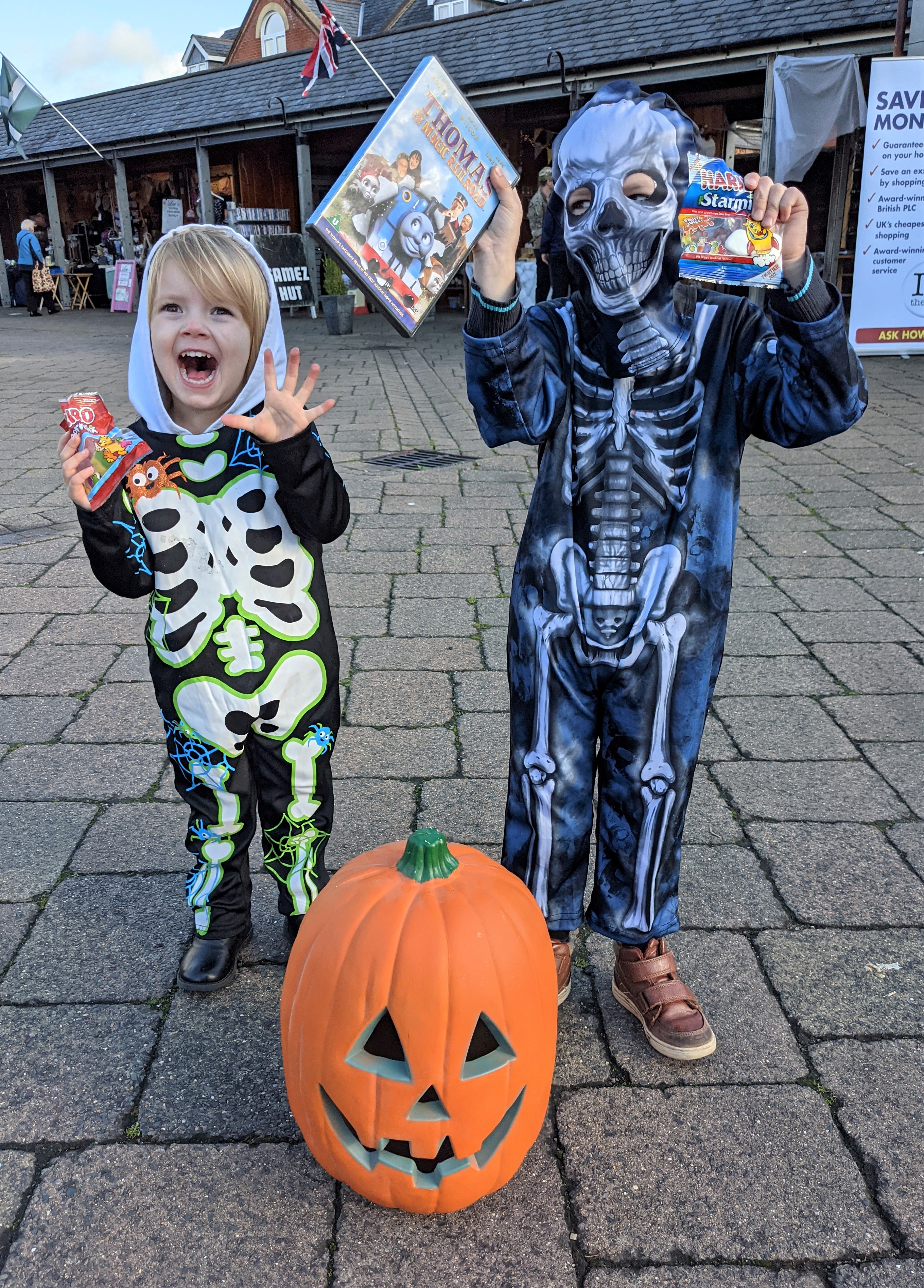 Fang-tastic day at Tiverton market