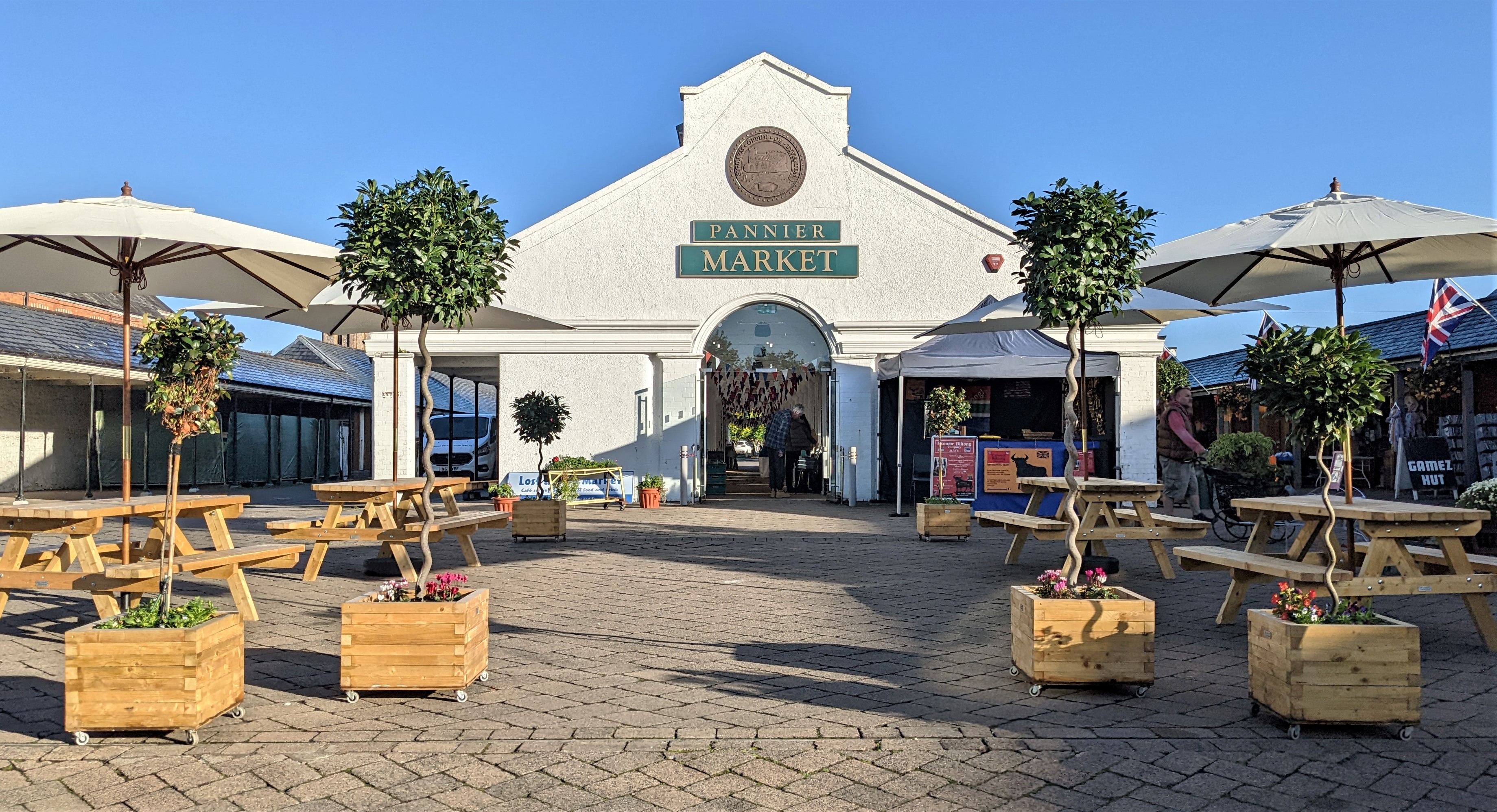 New café operator sought to help boost renaissance of Tiverton Pannier Market