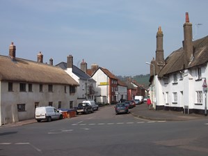 School Road, Silverton