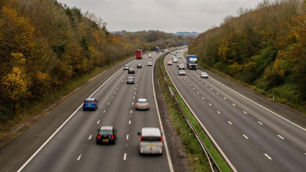 image of a three lane motorway and traffic